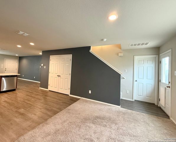 8114 Apex Vw, San Antonio, TX 78244