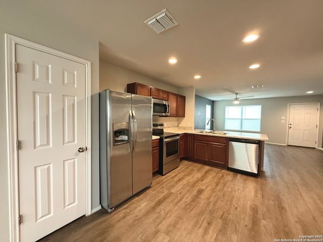 8114 Apex Vw, San Antonio, TX 78244