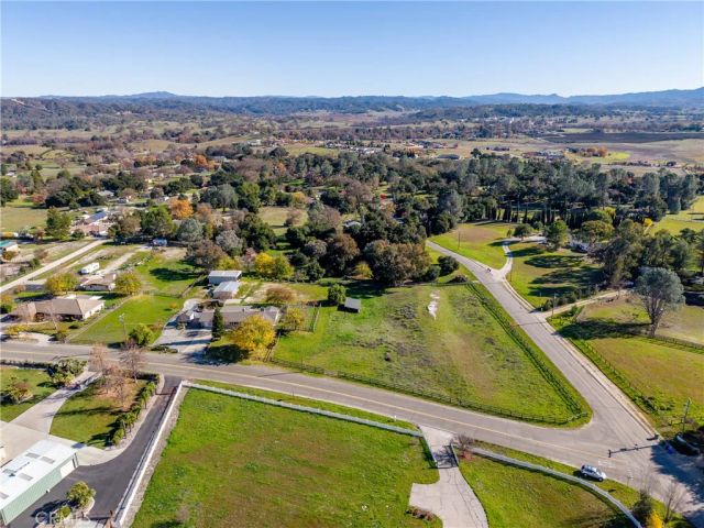 9220 Carmel, Atascadero, CA 93422
