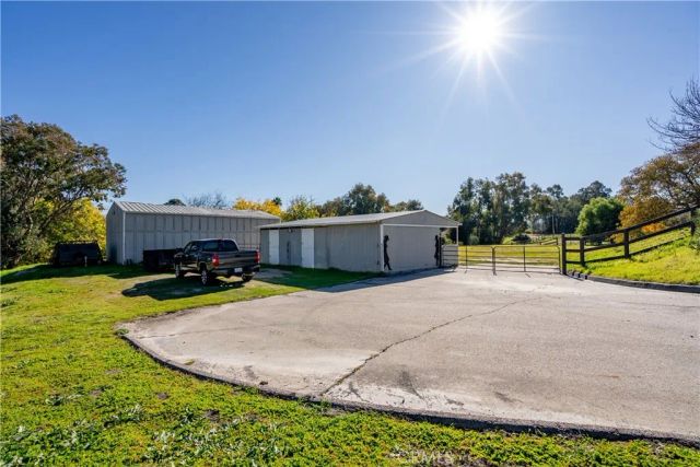 9220 Carmel, Atascadero, CA 93422