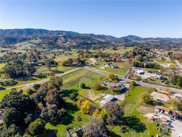9220 Carmel, Atascadero, CA 93422