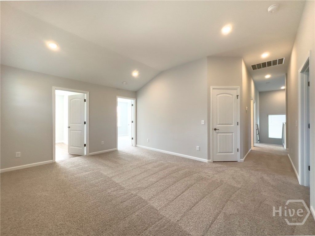 Image 24 of property listing at 104 Fenway Street, Savannah, GA 31407