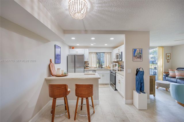 9100 Lime Bay Blvd 111, Tamarac, FL 33321