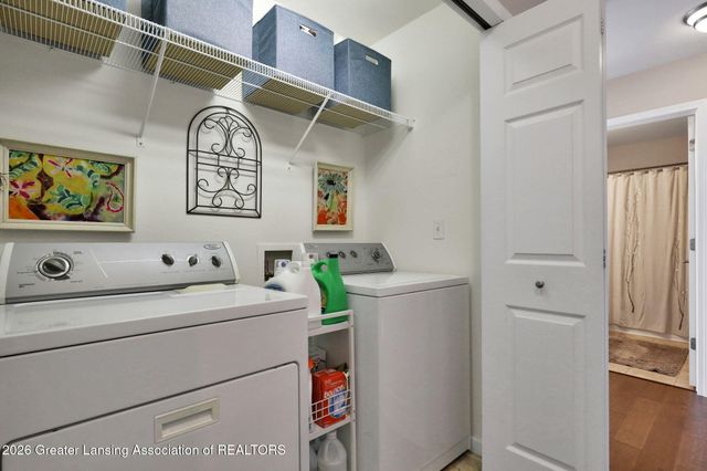 1219 Wildflower Drive, Holt, MI 48842