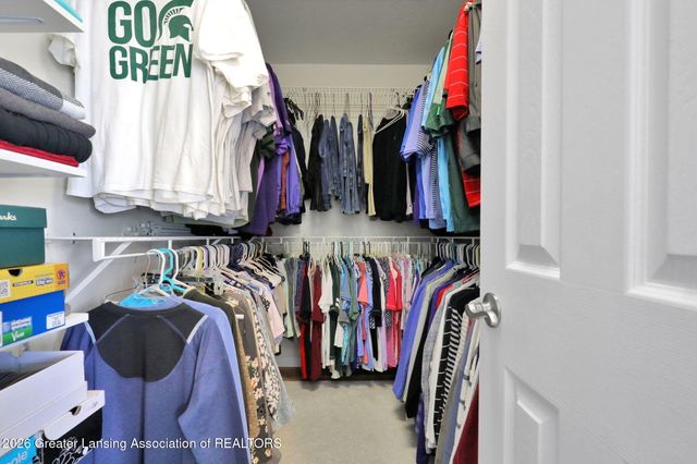 1219 Wildflower Drive, Holt, MI 48842