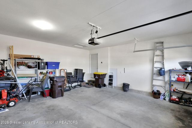 1219 Wildflower Drive, Holt, MI 48842