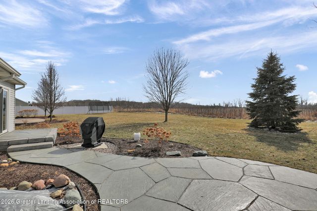 1219 Wildflower Drive, Holt, MI 48842