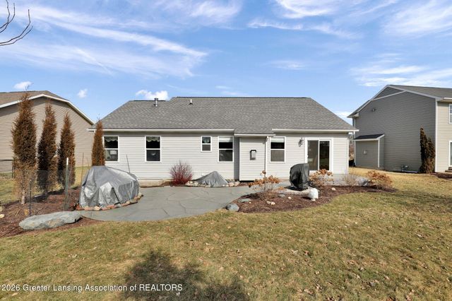 1219 Wildflower Drive, Holt, MI 48842