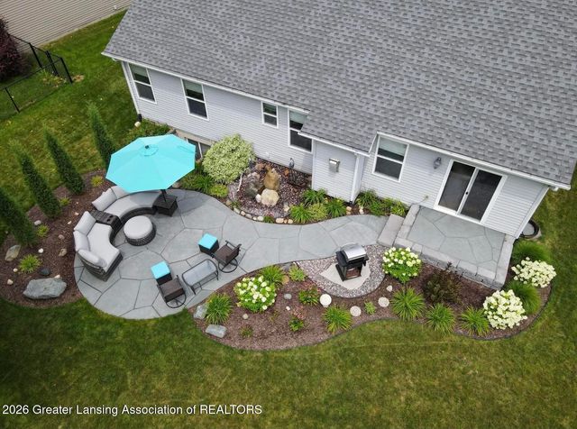 1219 Wildflower Drive, Holt, MI 48842