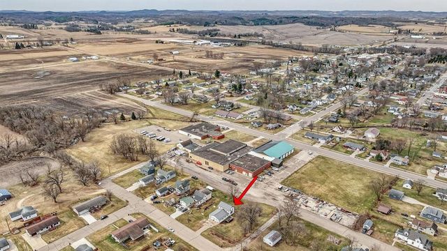 206 S Park Road, Blair, WI 54616