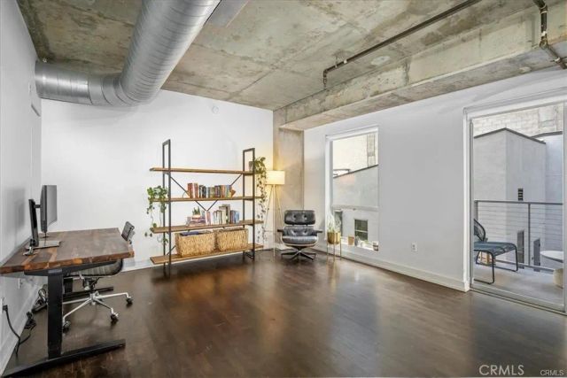 645 W 9th 317, Los Angeles, CA 90015