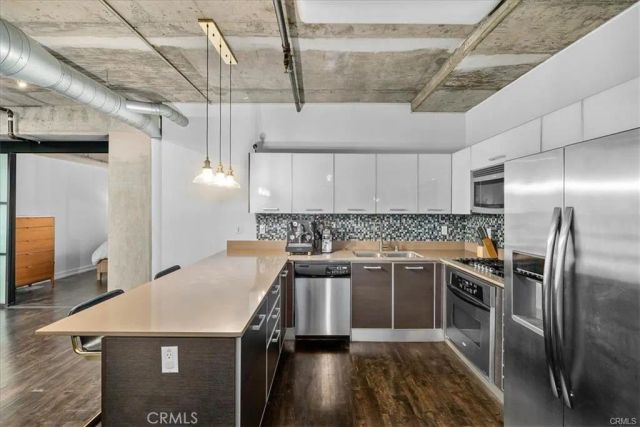 645 W 9th 317, Los Angeles, CA 90015