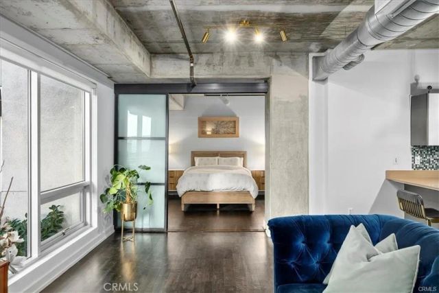 645 W 9th 317, Los Angeles, CA 90015