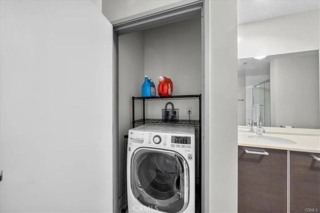 645 W 9th 317, Los Angeles, CA 90015