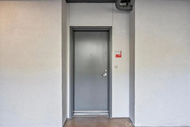 645 W 9th 317, Los Angeles, CA 90015