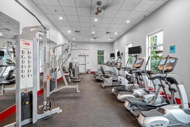 645 W 9th 317, Los Angeles, CA 90015