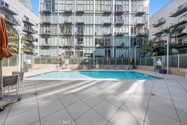 645 W 9th 317, Los Angeles, CA 90015