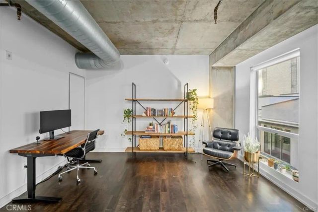 645 W 9th 317, Los Angeles, CA 90015