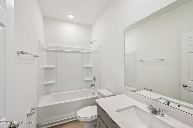 1262 HAMMOCK DUNES Drive, Jacksonville, FL 32221