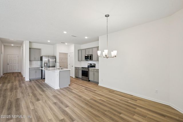 1262 HAMMOCK DUNES Drive, Jacksonville, FL 32221