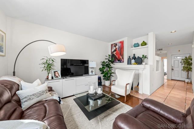 12520 Heatherton Ct. 3, San Diego, CA 92128