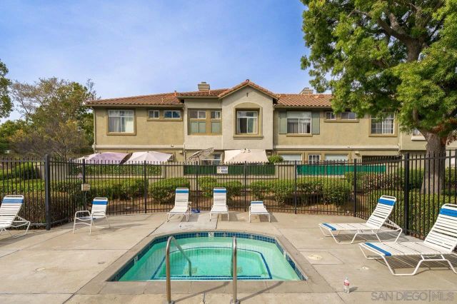 12520 Heatherton Ct. 3, San Diego, CA 92128