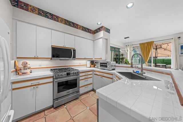 12520 Heatherton Ct. 3, San Diego, CA 92128