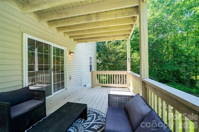 7 Firestone Court, Etowah, NC 28729