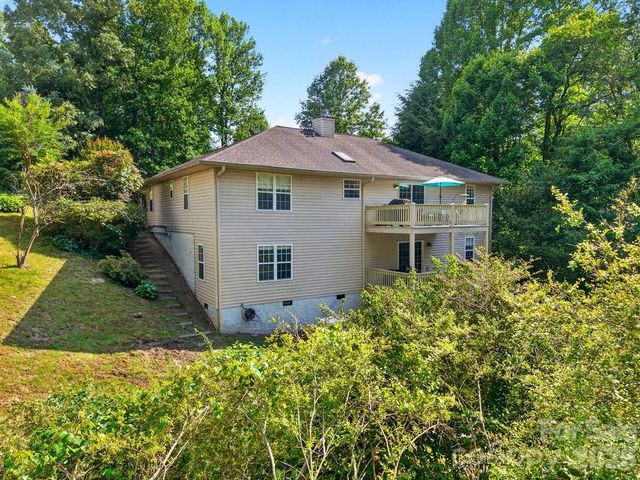 7 Firestone Court, Etowah, NC 28729