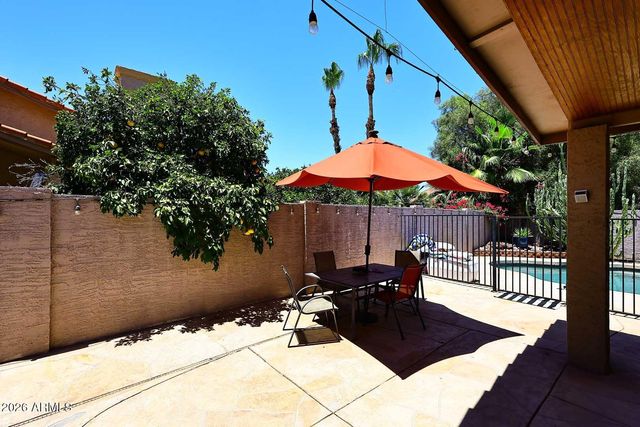 310 E BRECKENRIDGE Way, Gilbert, AZ 85234