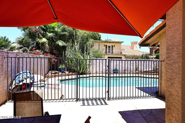 310 E BRECKENRIDGE Way, Gilbert, AZ 85234