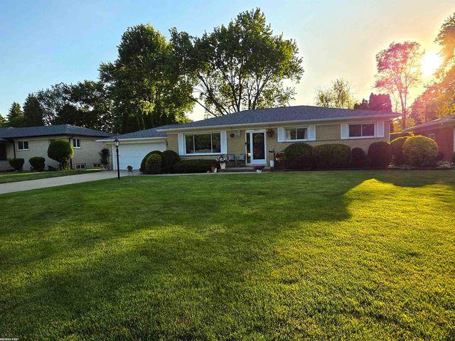 36687 Briarcliff Road, Sterling Heights, MI 48312