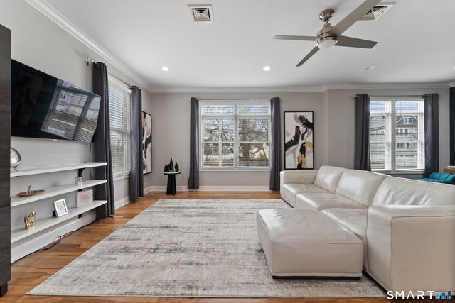 130 Brentwood Avenue, Fairfield, CT 06825