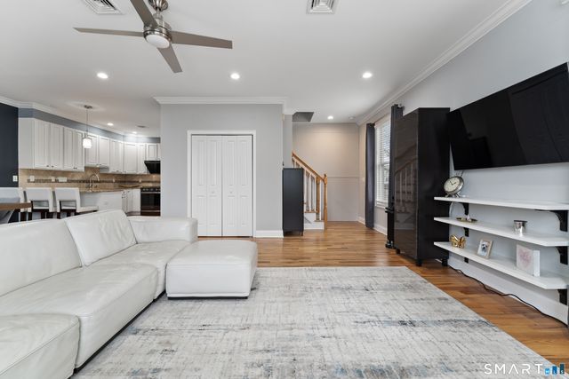 130 Brentwood Avenue, Fairfield, CT 06825