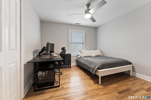 130 Brentwood Avenue, Fairfield, CT 06825