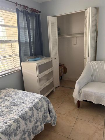 3099 NW 48th Ave 153, Lauderdale Lakes, FL 33313