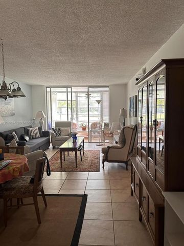 3099 NW 48th Ave 153, Lauderdale Lakes, FL 33313