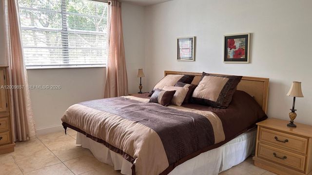 3099 NW 48th Ave 153, Lauderdale Lakes, FL 33313