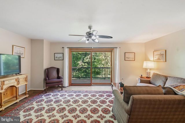 4 SILVER FOX CT, Cockeysville, MD 21030