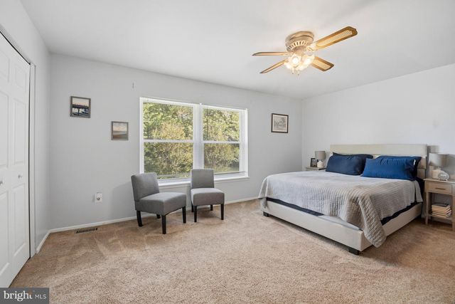 4 SILVER FOX CT, Cockeysville, MD 21030