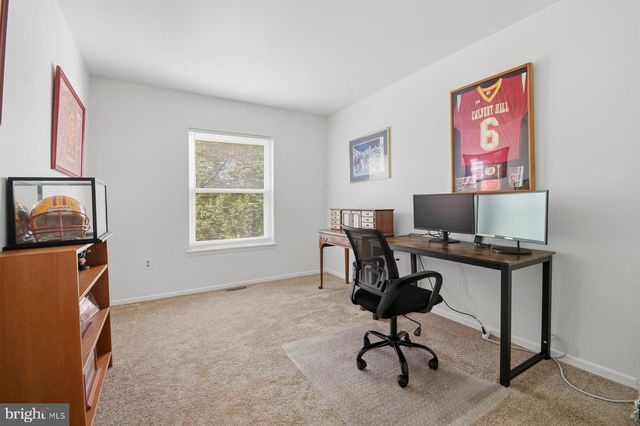 4 SILVER FOX CT, Cockeysville, MD 21030
