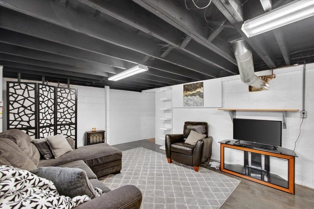 517 ABRAMS STREET, Green Bay, WI 54302