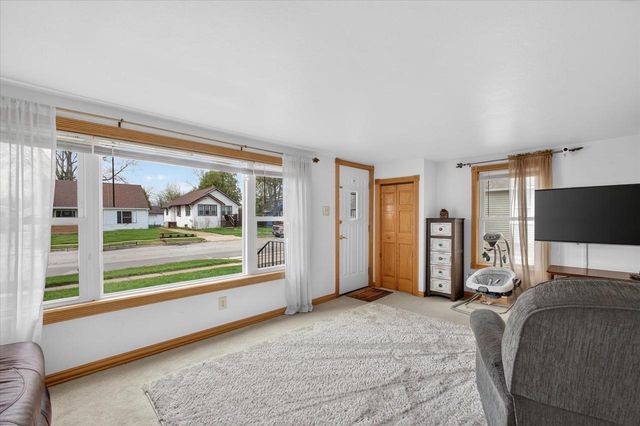 517 ABRAMS STREET, Green Bay, WI 54302
