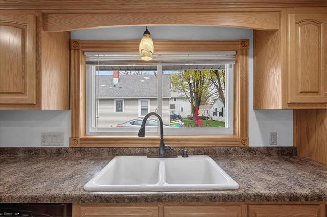 517 ABRAMS STREET, Green Bay, WI 54302