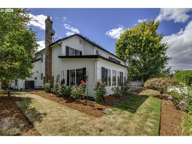 17799 Nw ELKCREST Ct, Portland, OR 97229