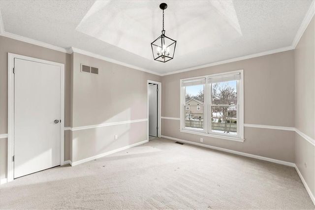 2101 E Sheridan Bridge Lane, Olathe, KS 66062