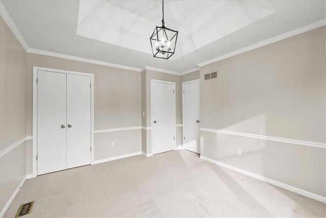 2101 E Sheridan Bridge Lane, Olathe, KS 66062