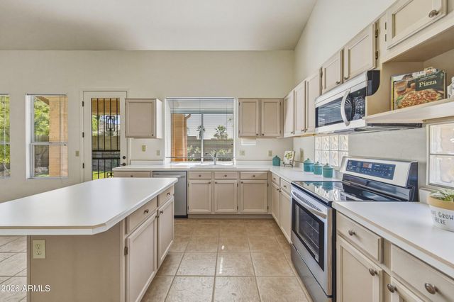 16207 S 24TH Place, Phoenix, AZ 85048