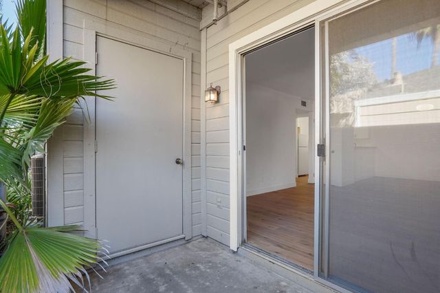 1019 Dornajo Way #114, Sacramento, CA 95825