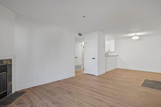 1019 Dornajo Way #114, Sacramento, CA 95825